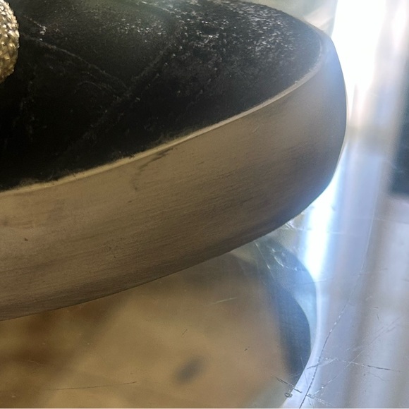 Mid Star Glitter Sneaker
Golden Goose new without box size 38 - Picture 12 of 12